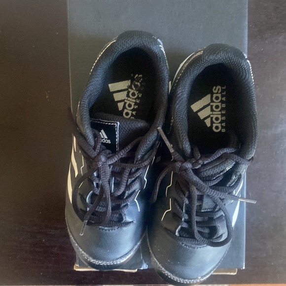 Kids soccer cleats sz 13 Adidas with box - Picture 3 of 5